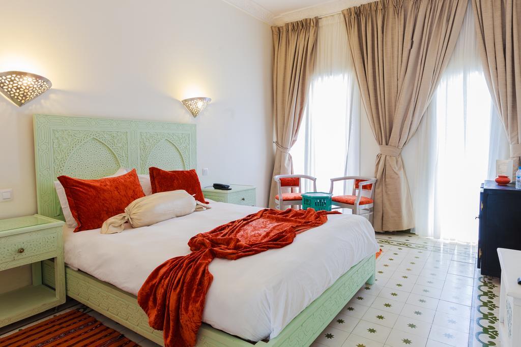 Palais Du Calife Riad Spa & Clubbing (Adults Only) Ταγγέρη Δωμάτιο φωτογραφία